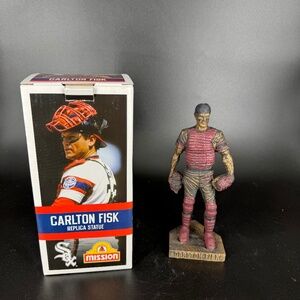 Carlton Fisk Replica Statue - Chicago White Sox - With Original Box